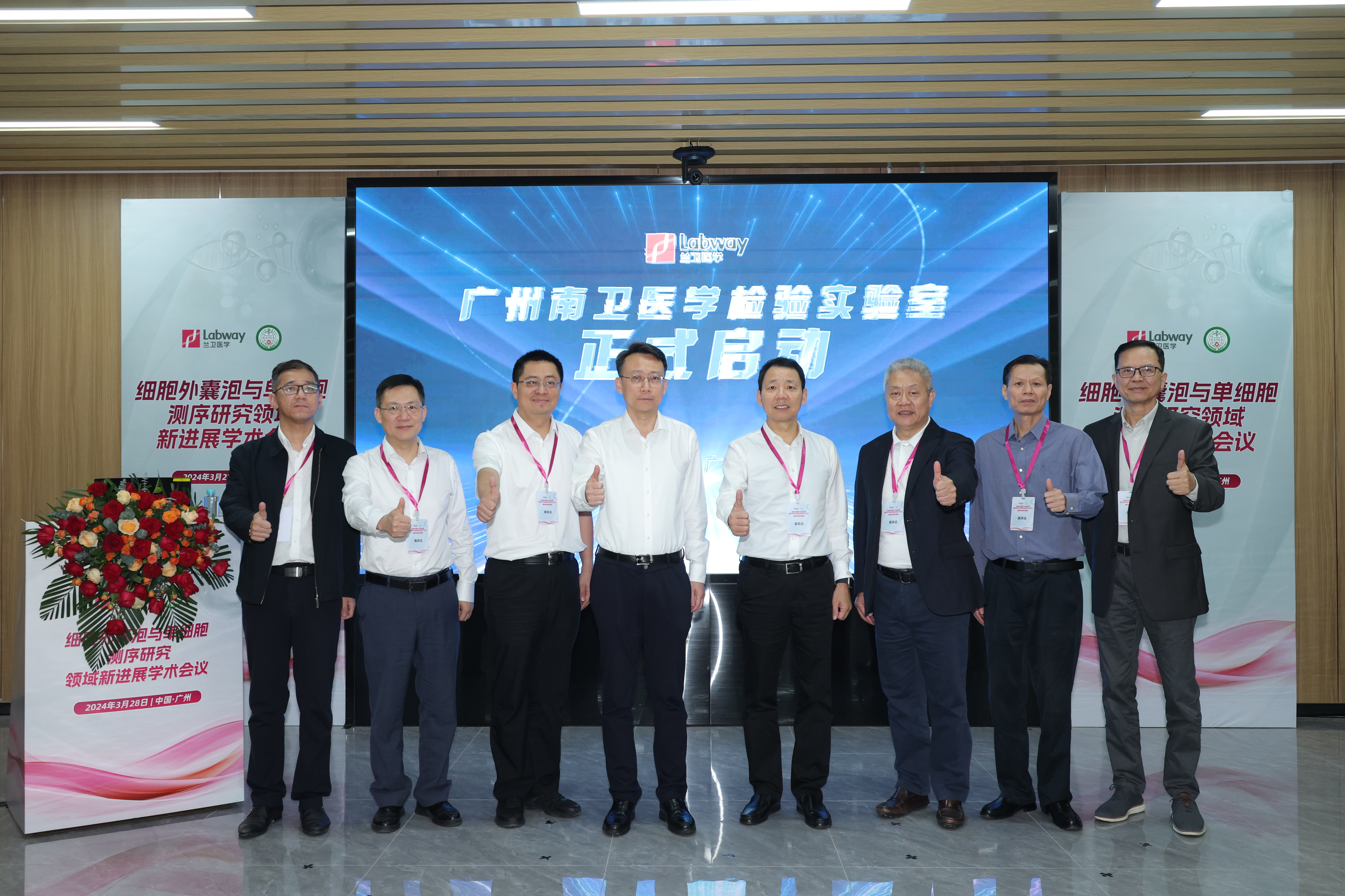 1713409551153648.jpg CZE_9397.JPG